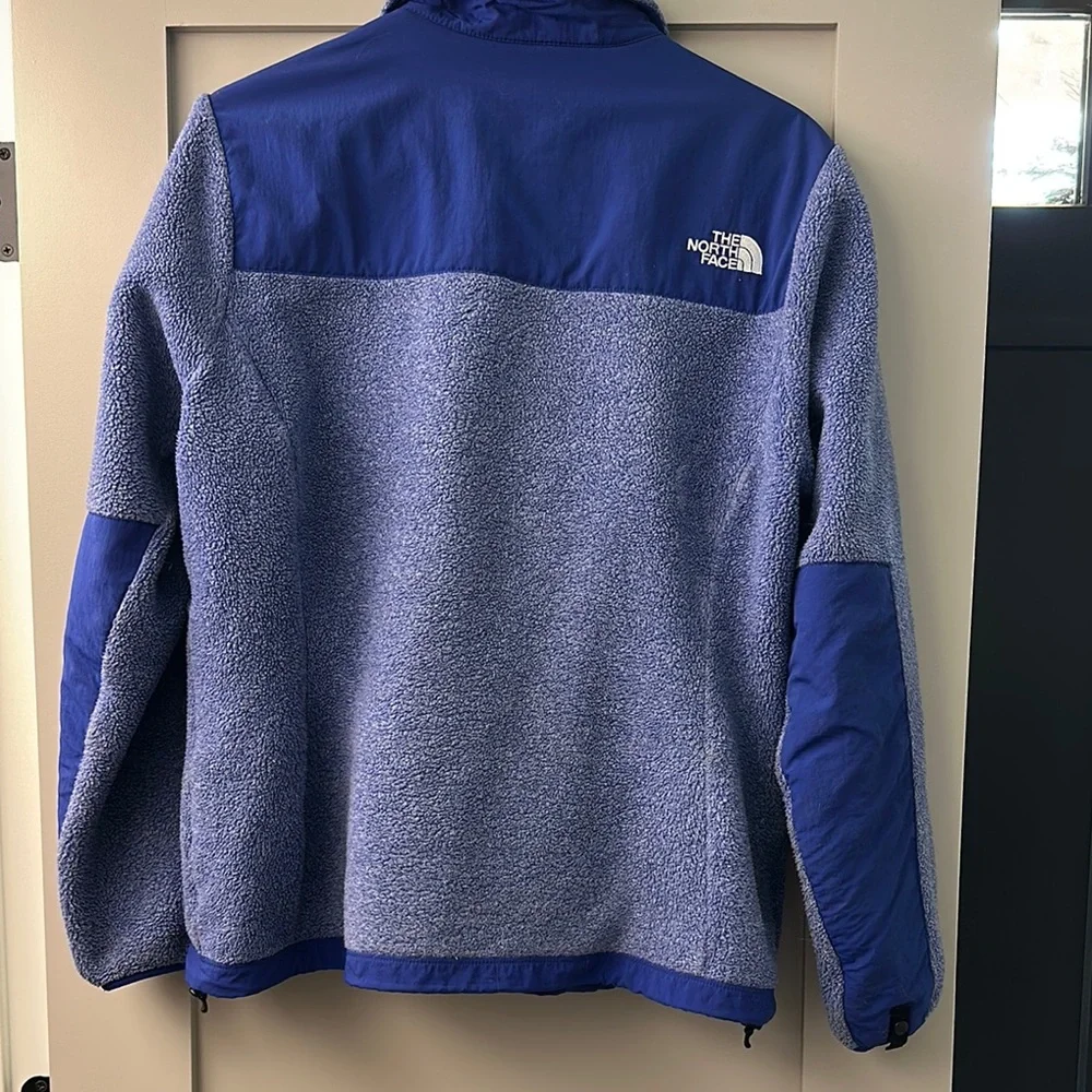 The North Face Blue Fleece Jacket - Picture 3 of 4